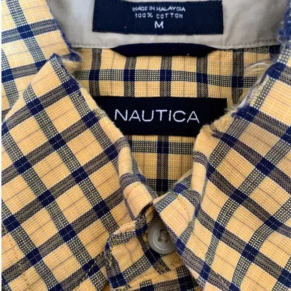 Nautica Men's Yellow & Black Plaid Long Sleeve Button Shirt Size Medium - Picture 2 of 6